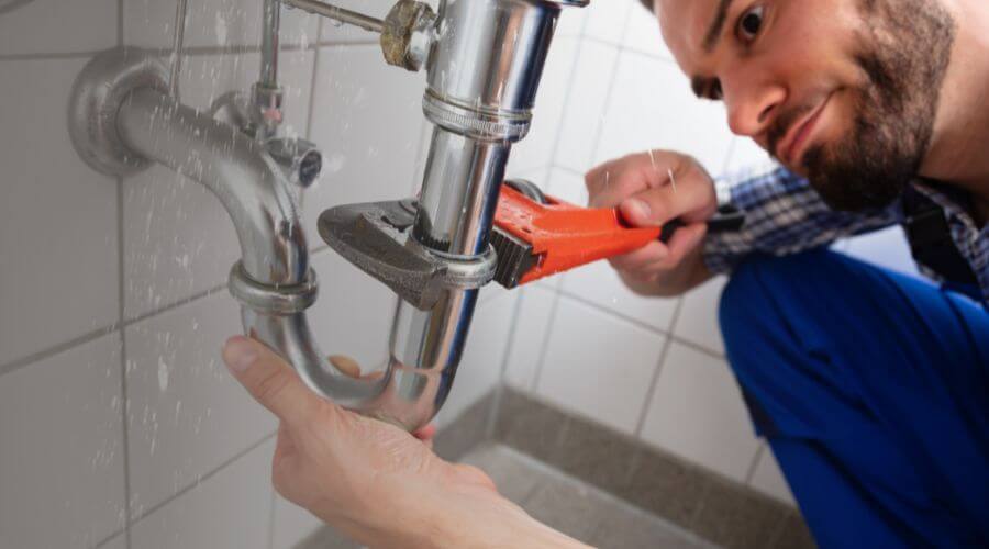 Professional same day plumber services in Hawkeye, IA